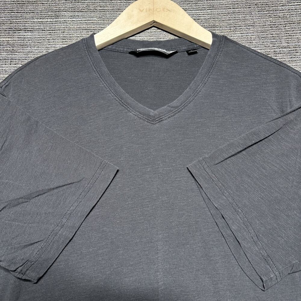 Travis Mathew Shirt Men's Large Black V Neck Short Sleeve